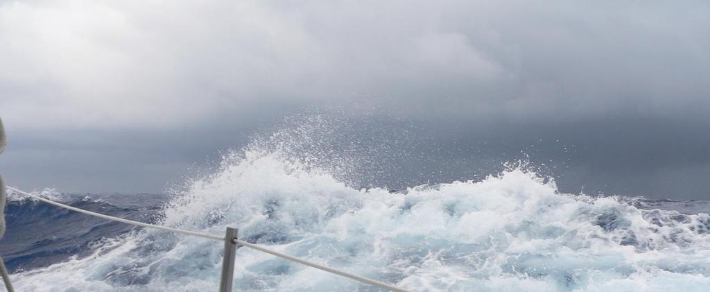 Gulf Stream - crossing it between lows proved too taxing for some Salty Dawg sailors ©  SW